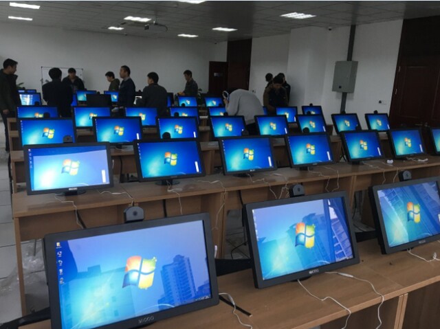 蘇州園區(qū)車管所考試機(jī)27臺(tái)、學(xué)習(xí)機(jī)48臺(tái)、排隊(duì)叫號(hào)系統(tǒng)