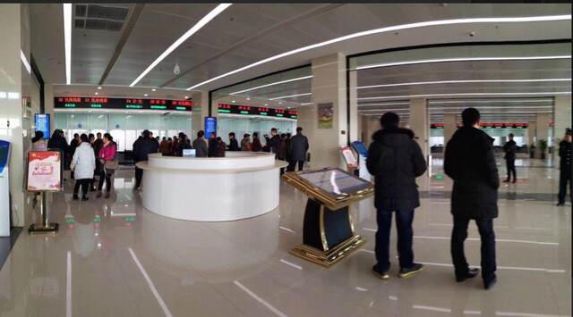 1567064521122446.jpg 泰州黃橋政務(wù)服務(wù)中心100窗口排隊叫號系統(tǒng)、觸摸查詢系統(tǒng)1.jpg